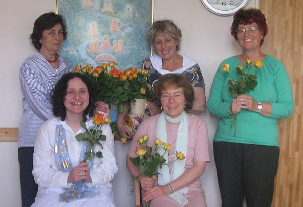 31 israel.jpg - 30 January 2010Israel: The Global Mother Divine Organization was inaugurated in this last year and amongst several courses, these ladies enjoyed a beautiful and inspiring knowledge celebration in Tel Aviv.